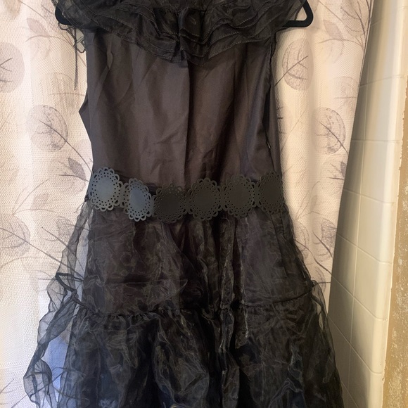 Wednesday Adams dress/ Costume-Size S - Picture 4 of 7